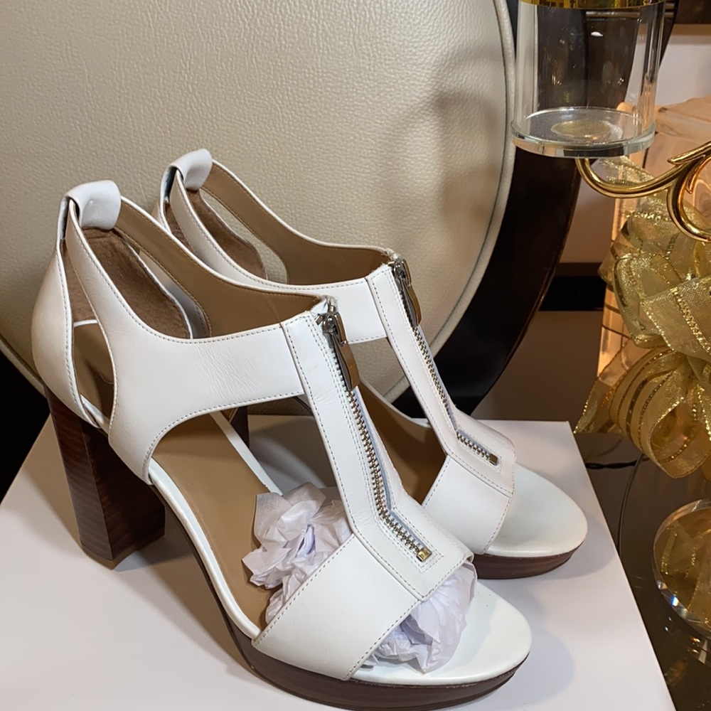 Franco Sarto like new not used tried on. - Picture 2 of 10